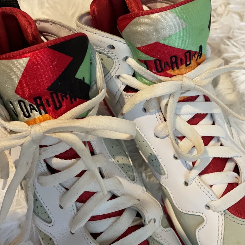 Shoes - Picture 4 of 5